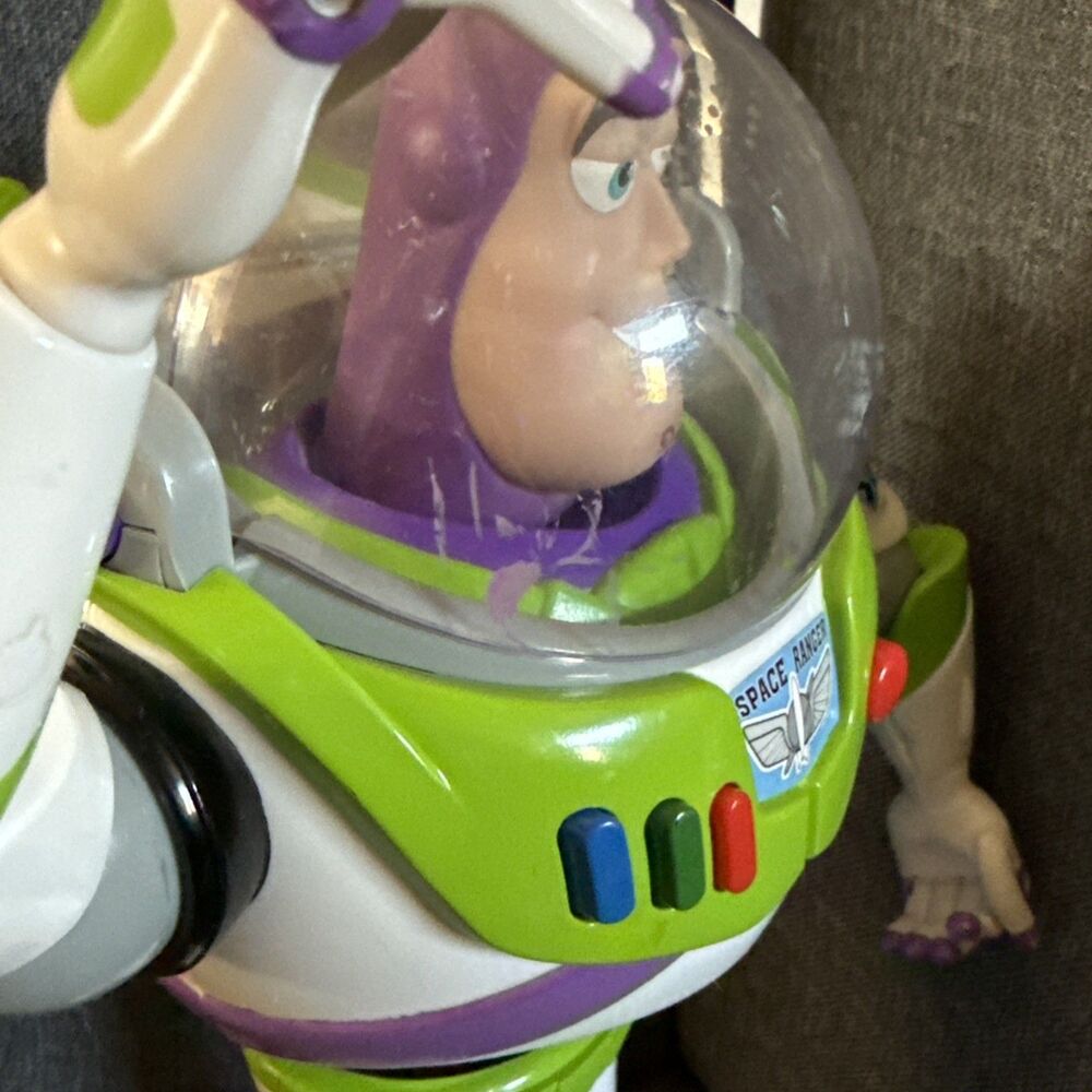 Buzz Lightyear 12.5” Talking Action Figure. Button Activated Jet Wings And Laser - Picture 9 of 10